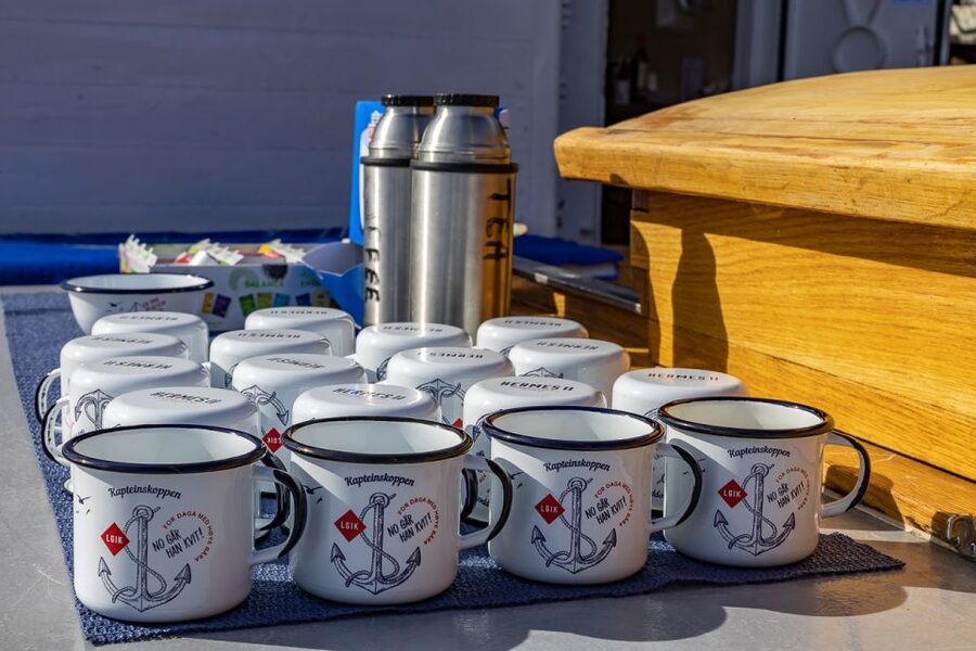 1 Hour Photo & History Cruise - What the crew adds to the hour