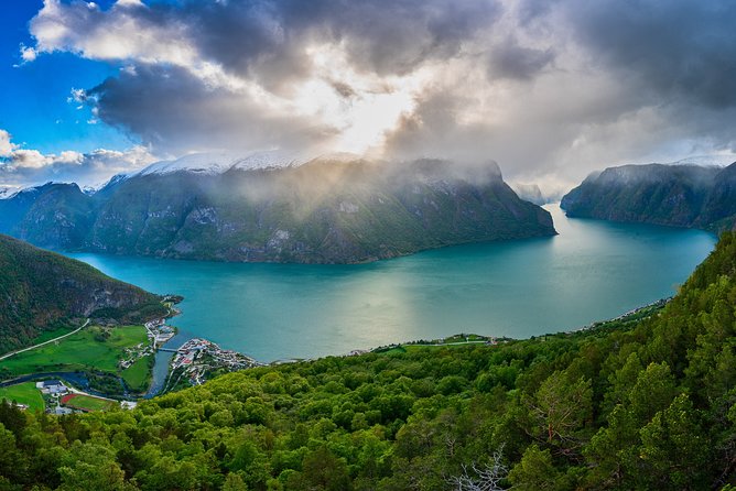 2-Day Round Trip from Bergen: THE GRAND SOGNEFJORD – fjords, waterfalls, glacier - Urnes and the road to Nigardsbreen
