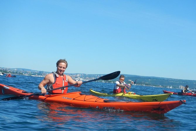 2- hour kayak trip on the Oslo Fjord - Paddling Toward Bygdøy Peninsula