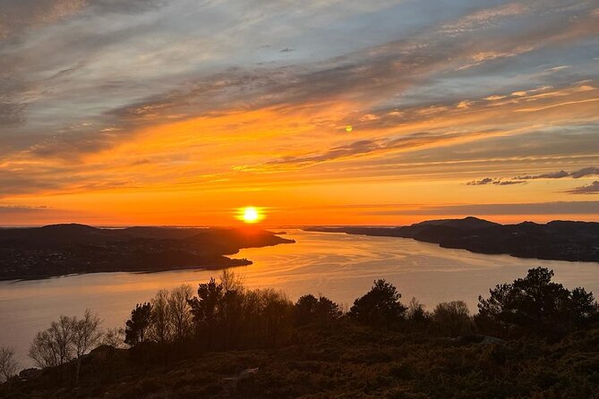 3-Hour Private Norwegian Hiking Experience with Local Guide - Key points at a glance