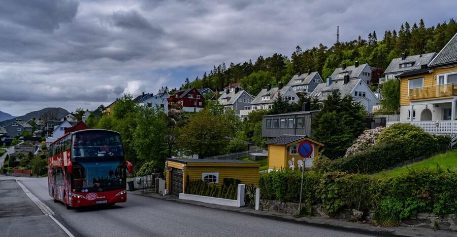 Alesund: City Sightseeing Hop-On Hop-Off Bus Tour - Key points to know before you book