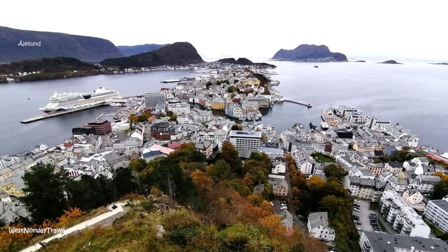 Ålesund: Giske and Godøy Islands Guided Sightseeing Tour - Key points to know before booking