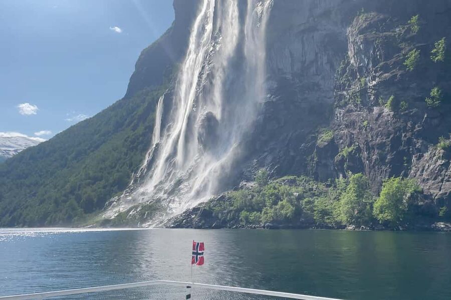 Ålesund to Geiranger Fjord Boat Tour with Return Bus Tour - Key points to know before you book