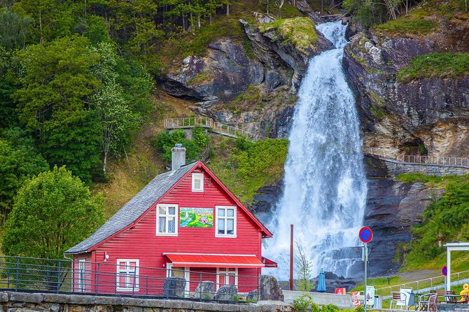 AMAZING HARDANGER FJORD: Private guided round trip from Bergen, 10 hours - Why this Bergen day trip covers so much ground