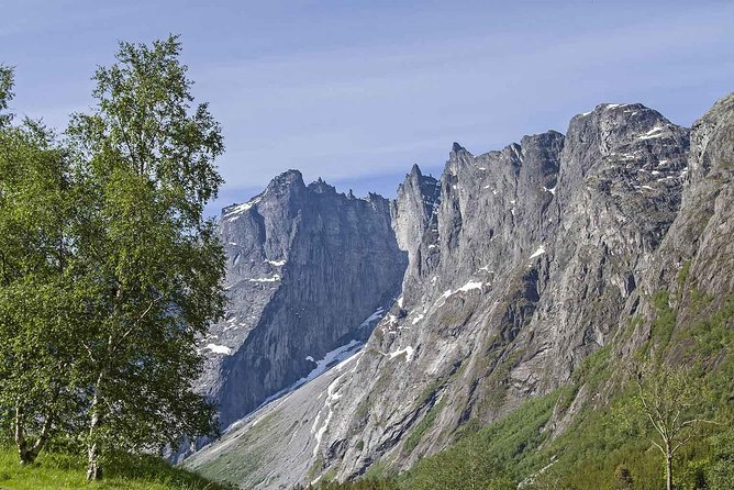 Andalsnes Shore Excursion: the Troll Road and Troll Wall - Who should book this Åndalsnes tour?