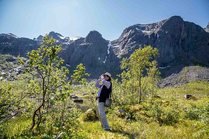 Arctic Landscapes Hiking, Sightseeing & Snowshoeing Private Tour - Who will enjoy this tour most