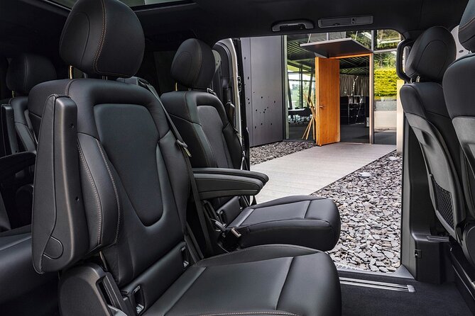 Arrival Private Transfer from Bergen Airport BGO to Bergen by luxury minivan - The ride from BGO to Bergen City