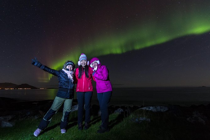 Aurora Capture with Photographer - Chasing clear skies across Lofoten