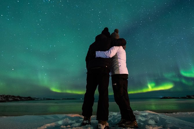 Aurora Capture with Photographer - Why the small group matters