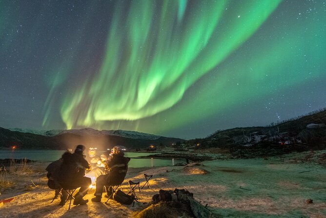 Aurora Hunt with the campfire and professional photographer - Chasing clear skies beyond Tromso