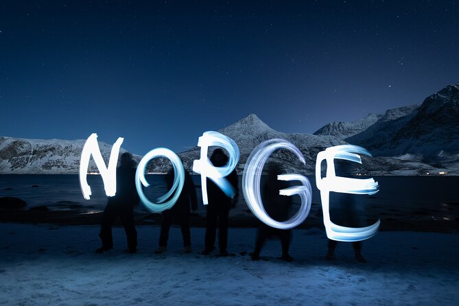 Auroras Hunt - Tour in Spanish, Northern Lights Chase in Spanish - Group size, weather rules, and cancellation