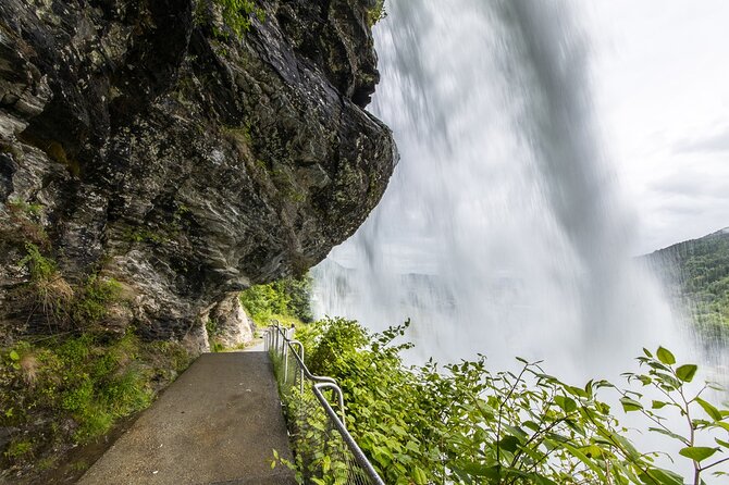 Bergen Beyond Day trip - Steinsdalsfossen: the main event