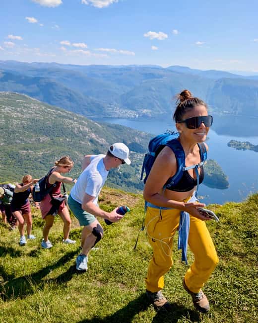 Bergen: Fjord Hiking - Public tour - Three to Five Hours Above the Fjords