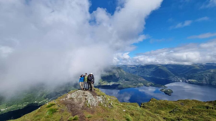Bergen: Fjord Hiking - Public tour - FAQ