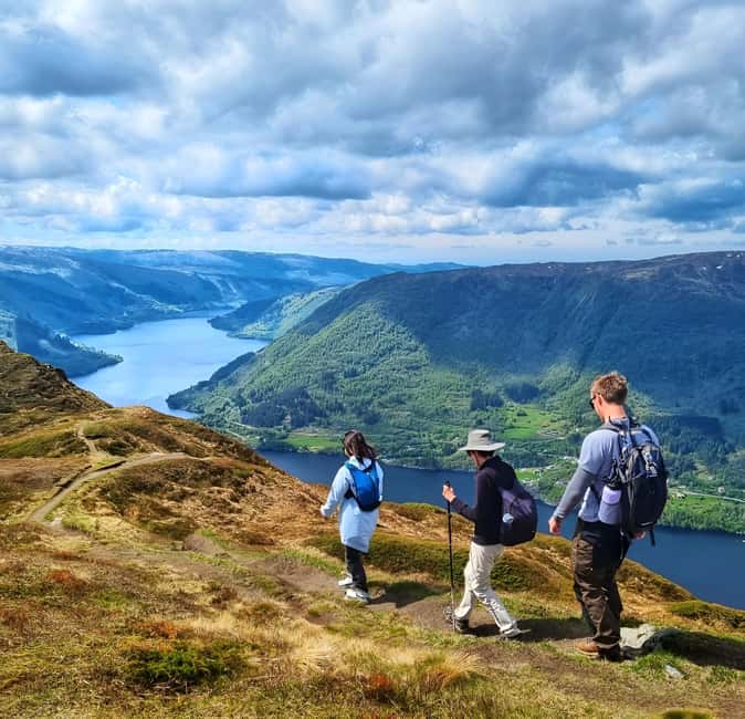 Bergen: Fjord Hiking - Public tour - What the Small Group Adds