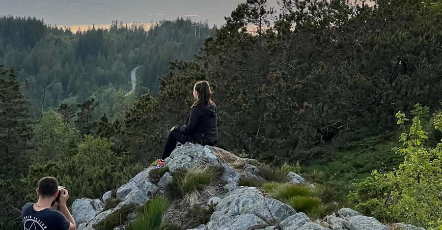 Bergen Magical Nature Tour | ViFlowExperience - The High Altitude Drink and Norwegian snacks