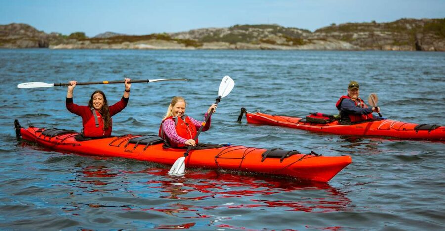 Bergen: Øygarden Islets Guided Kayaking Tour - Your first paddle in a stable double kayak