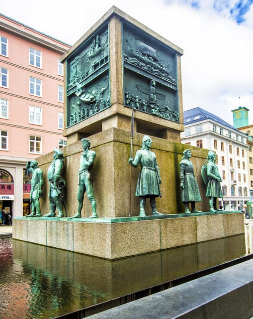 Bergen: Private tour in your own language - The fish market adds a modern harbor stop