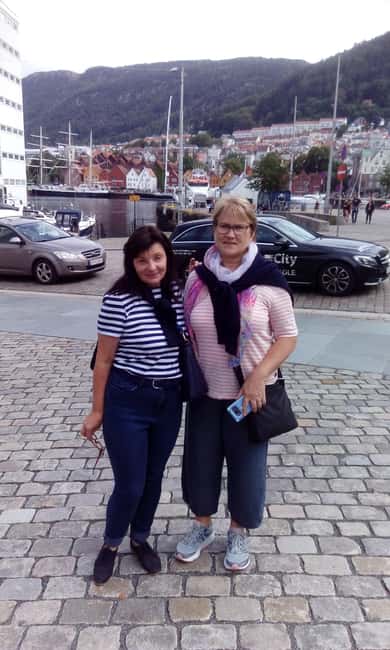 Bergen: Private Tour with a Local - Funiculars, mountains, and the cost of going farther