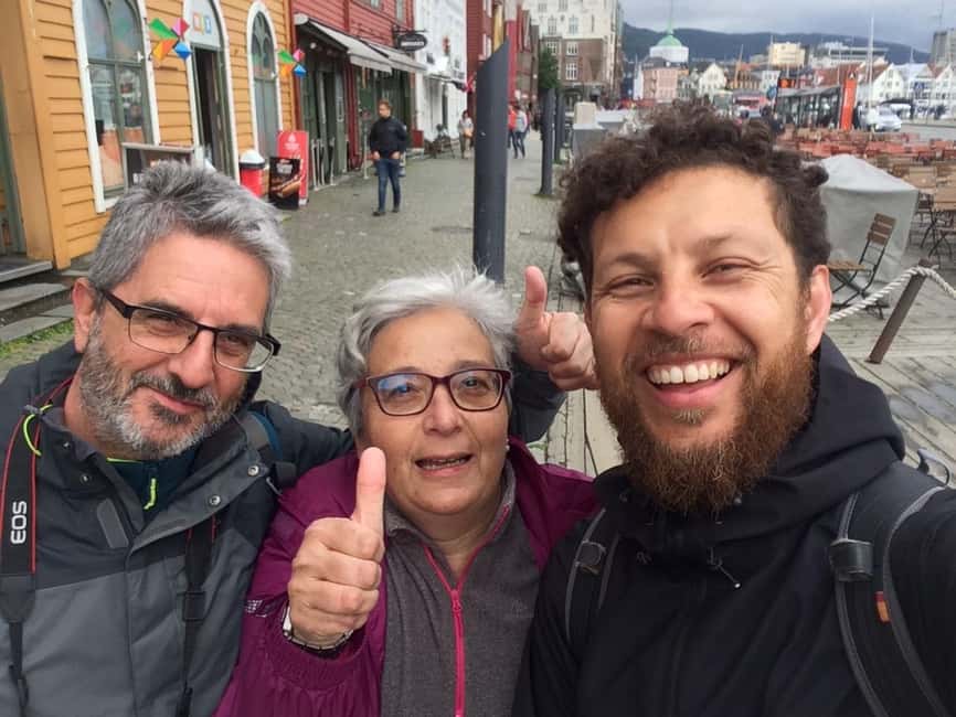 Bergen: Private Tour with a Local - Guide personalities and language choices