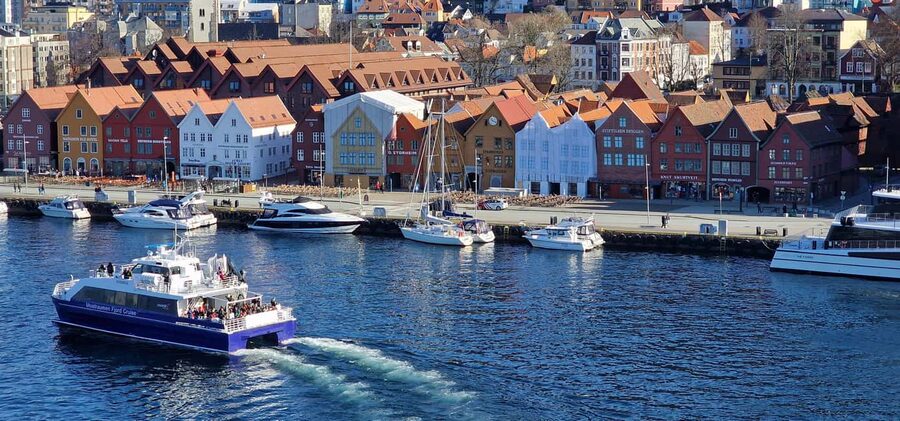 Bergen: Sightseeing Cruise of Bergen's Historic Landmarks - Why Bergen makes sense from the harbour