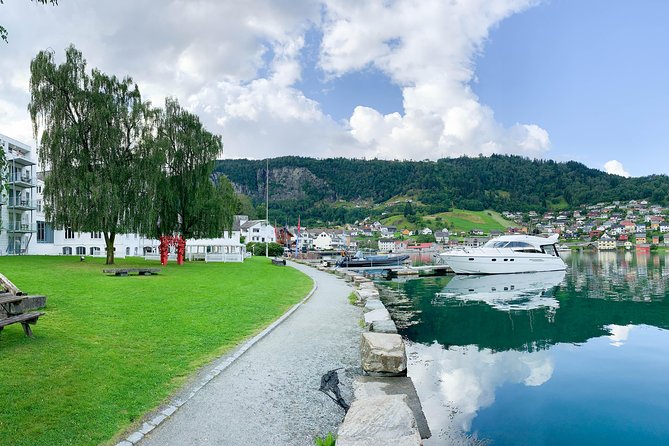 Bergen to Hardangerfjord VIP car + private yacht Fjord cruise - Fossen Bratte, an early waterfall stop