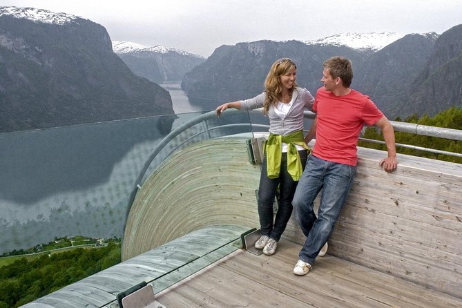 Bergen to Sognefjord Private Roudtrip with Cruise and Flasmbana - Voss adds a final town stop