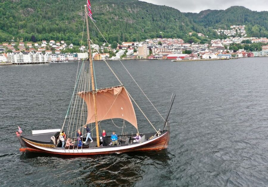 Bergen: Viking Ship Sailing Experience and Sightseeing Trip - Setting sail from Bergen’s historic waterfront