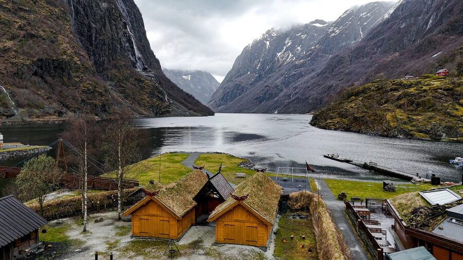 Bergen: Viking Village, Nærøyfjorden Cruise and Flåm Railway - Myrdal is a connection, not a destination