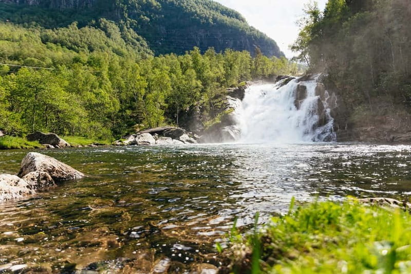 Bergen: Waterfalls of Hardangerfjord Shore Excursion - Norheimsund: Coffee, Shops, and Fjordside Free Time