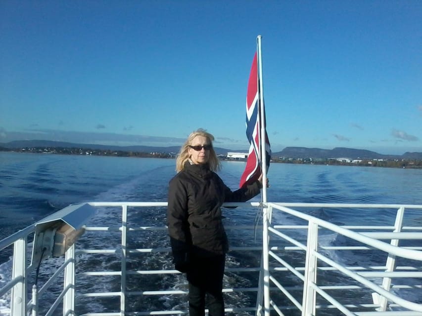 Best of Oslo: Walking Tour with a local guide - Akershus Castle and Fortress brings the past into view