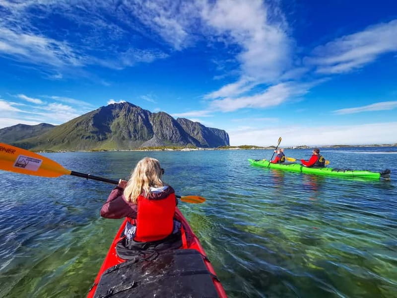 Bøstad: Kayaking Tour in Lofoten with Snacks - Paddling through Lofoten’s turquoise island waters