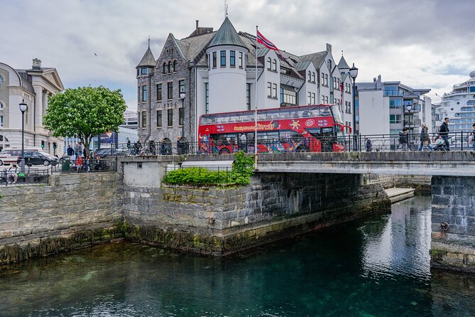 City Sightseeing Alesund Hop-On Hop-Off Bus Tour - Stop 5: Destinasjon Ålesund & Sunnmøre
