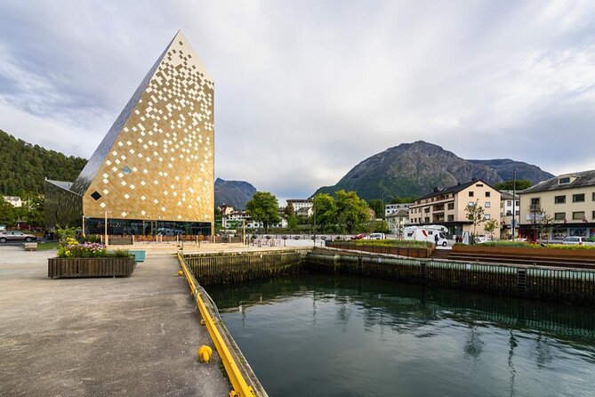 Climb one of Norway's Highest Indoor Climbing Wall - Key points to know before climbing