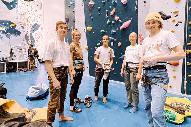Climbing in Mørkvedhallen Klatresenter - A gym built for families and regular climbers