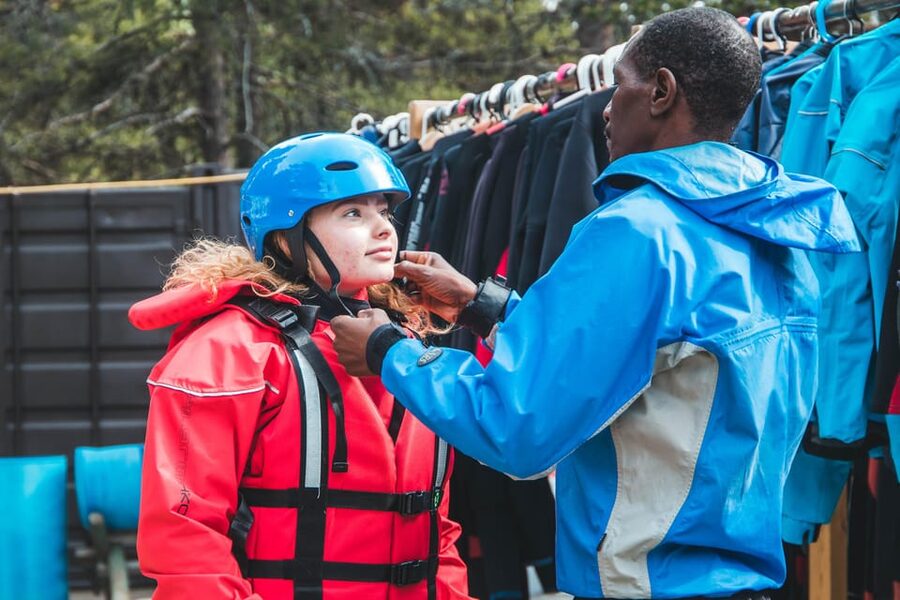 Dagali/Geilo: White Water Rafting Adventure - level 2 - Guides, group spirit, and the serious fun factor
