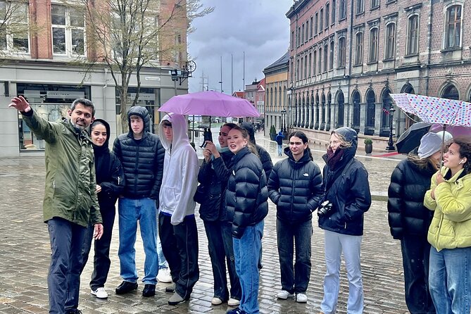 Discover Bergen on Foot and Boat - Festplassen and Torgallmenningen