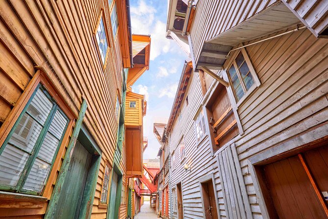 Discover Bergen on Foot and Boat - Bryggen, Bergen’s wooden trading quarter