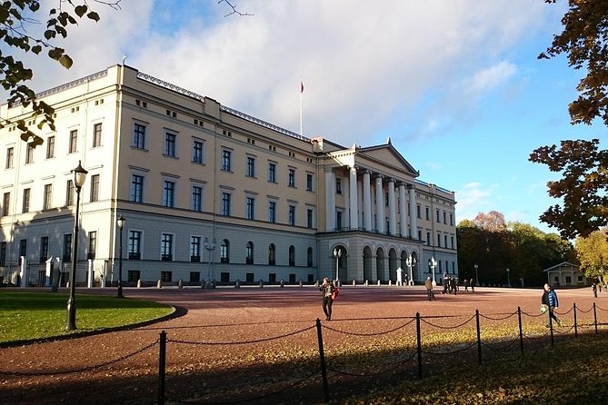 Downtown Oslo: Self-Guided Highlights and History Audio Tour - Key points to know before you start