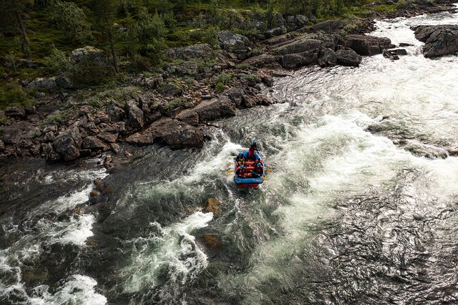 Family-Friendly Whitewater Rafting Experience - level 1 - What the $102 price includes