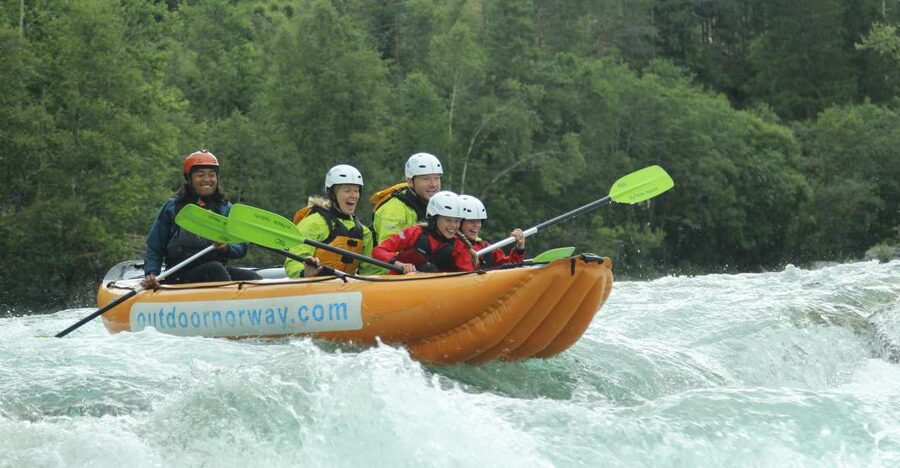 Family Rafting - Voss - A gentle introduction to Voss whitewater