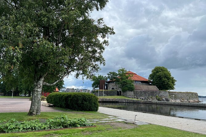 Fantastic E-bike Tour with the best views in Kristiansand - Bystranda and Christiansholm Fortress