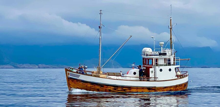 Fishing trip from Henningsvær - A traditional boat named Sabina