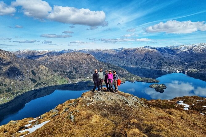 Fjord Hiking - Private tour - The summit payoff: fjord views and open country