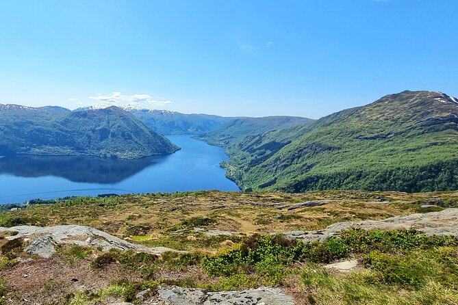 Fjord Hiking - Public tour - The view from the summit