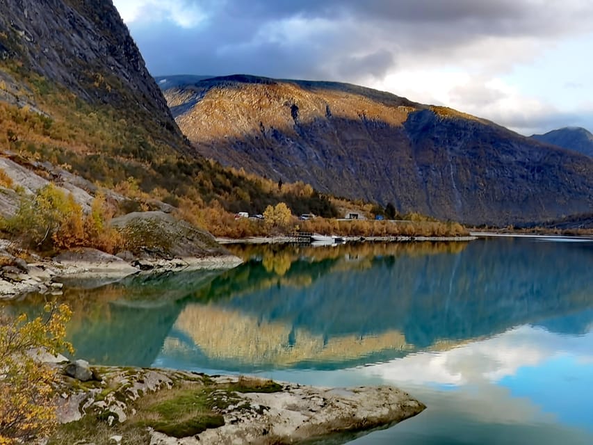 Flåm Flexible Tour with Stegastein, cruise and train include - Key points to know before booking