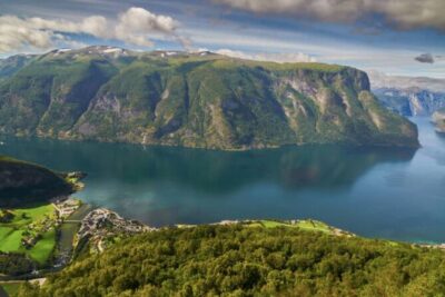 The Spectacular Stegastein Viewpoint Tour (Small Group)