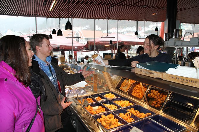 Food and Culture walk - Bergen food with a side of city history