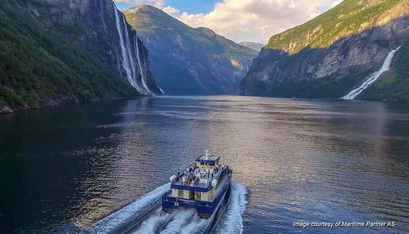 From Ålesund: Round Trip Fjord Cruise to Geirangerfjord - The return crossing gives you a second look