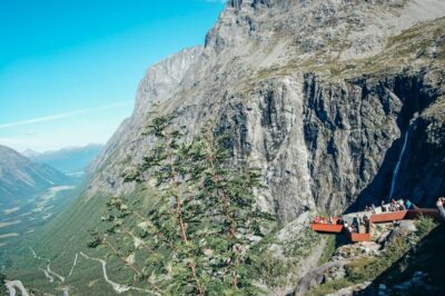 Trollstigen Sightseeing Village & Fjord Tour